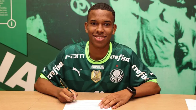 Estêvão do Palmeiras quase esteve no Corinthians . Foto: Cesar Greco/Palmeiras