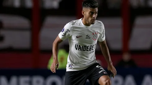 Fausto Vera aceita deixar o Corinthians