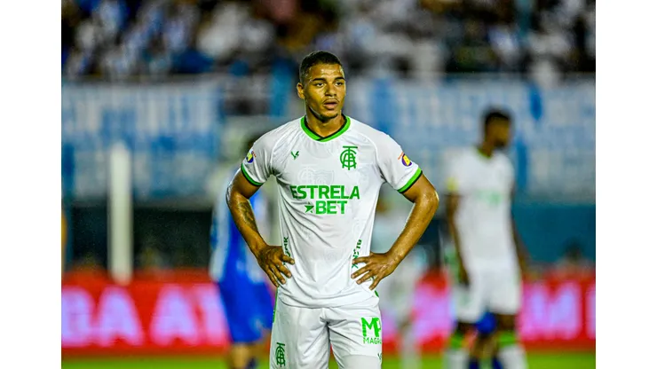 Ponte Preta tem mais um desafio com novo técnico.
