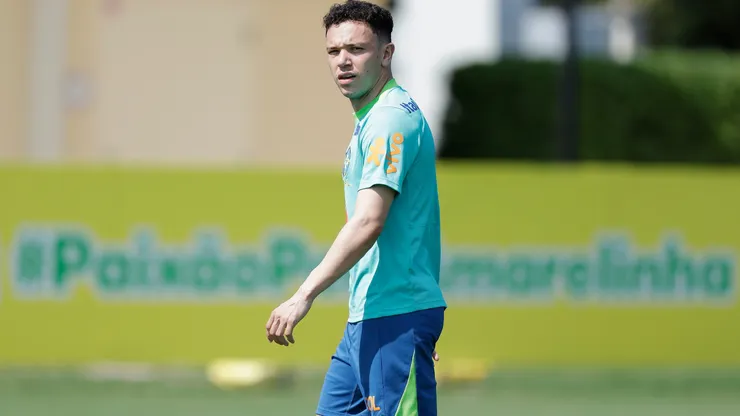 Jogador falou sobre a versatilidade. Divulgação/Rafael Ribeiro/CBF.