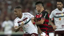 Jogadores em partida entre Flamengo x Fluminense pelo Campeonato Carioca