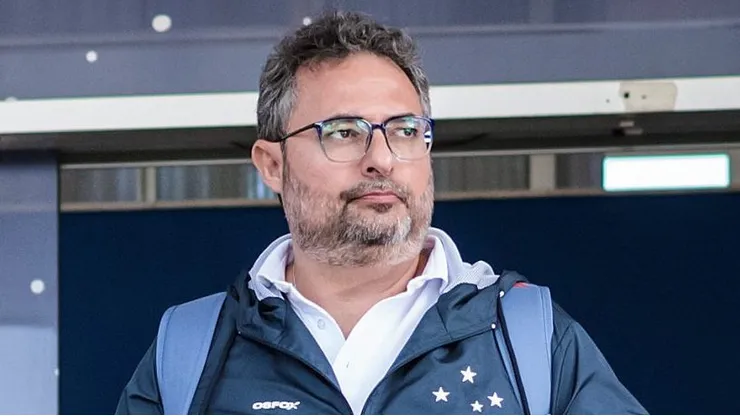 Alexandre Mattos comanda as negociações do futebol do Cruzeiro - Foto: Gustavo Aleixo/Cruzeiro