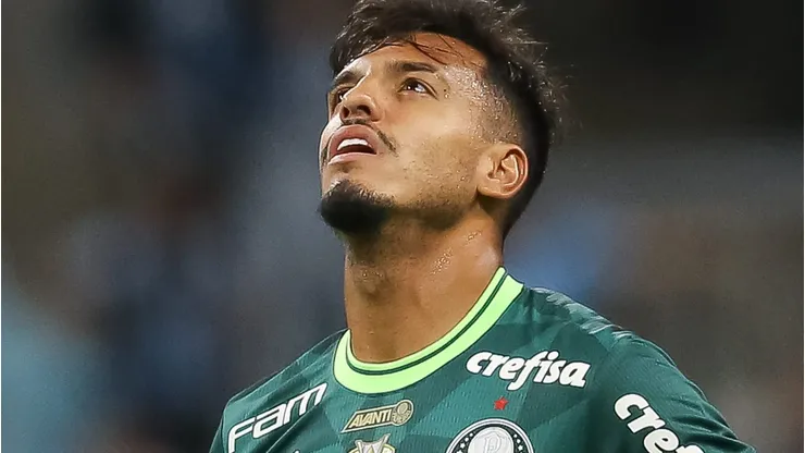 Gabriel Menino tem contrato até 2027 no Palmeiras