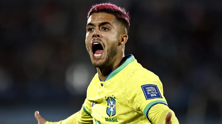 Yan Couto em partida da Seleção Brasileira (Foto: Ernesto Ryan/Getty Images)