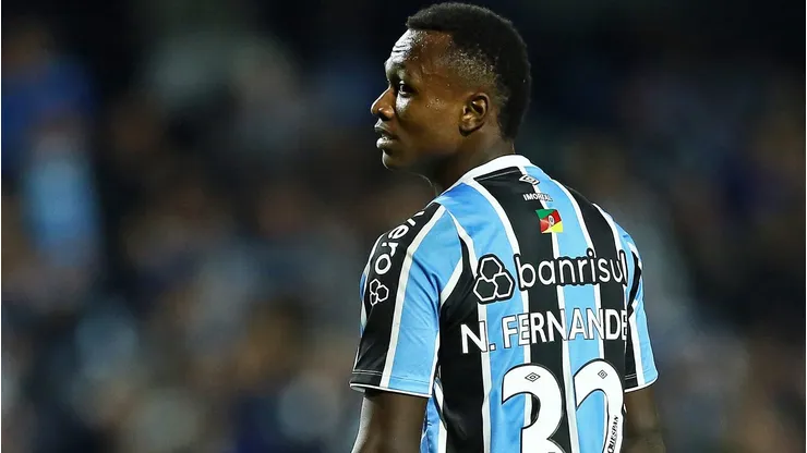 Nathan Fernandes passou mal no Grêmio