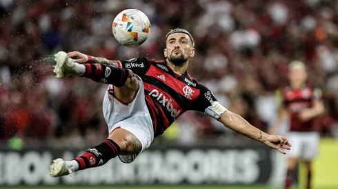 De Arrascaeta jogador do Flamengo durante partida contra o Palestino no estadio Maracana pelo campeonato Copa Libertadores 2024. Foto: Thiago Ribeiro/AGIF