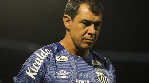 Carille entrou em detalhes e apresentou justificativas para postura do Peixe na derrota contra o Botafogo-SP