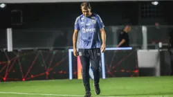 Fábio Carille viu o Santos perder marca para o Botafogo-SP.