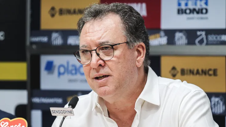 Presidente está com o restante do elenco para a partida