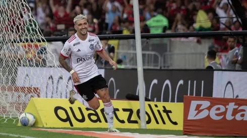 Arrascaeta jogador do Flamengo comemora seu gol durante partida contra o Vasco no estadio Maracana pelo campeonato Brasileiro A 2024. Foto: Thiago Vasconcelos Dos Santos/AGIF
