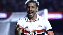Foto: Marcello Zambrana/AGIF - Calleri chamou atenção da torcida
