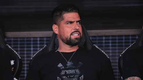 Treinador português vive instabilidade no Timão