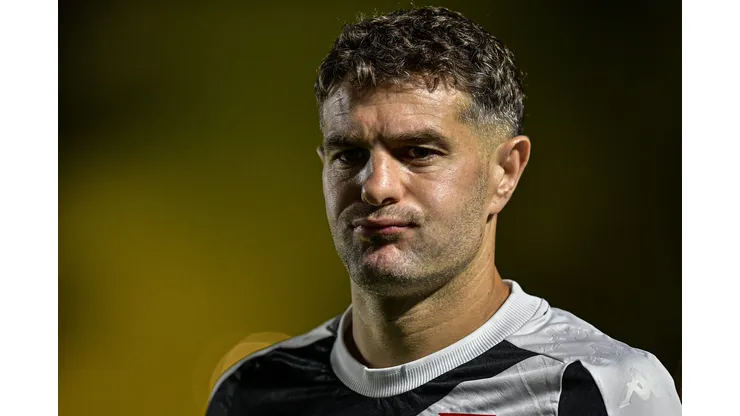 Foto: Thiago Ribeiro/AGIF - Vegetti ficou bravo com a torcida do Flamengo