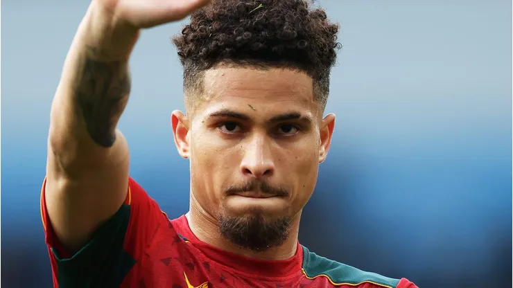 João Gomes joga no Wolves, que quer levar jovem do Flamengo