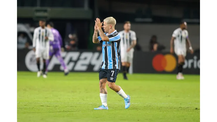 Soteldo jogará nos duelos pela Libertadores no meio de semana.