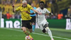 Vini Jr. e Ryerson disputam bola em Wembley, na final da Champions entre Borussia Dortmund e Real Madrid. Foto: David Ramos/Getty Images.