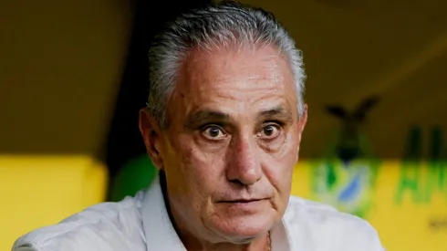 Tite não relaciona Carlinhos para o Clássico dos Milhões.