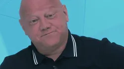 Ronaldo Giovanelli comentando no jogo aberto - (Foto: Reprodução TV Bandeirantes)