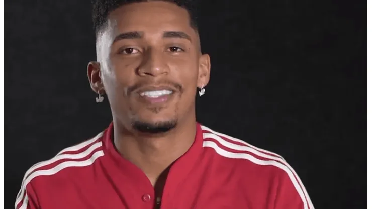 Marcos Paulo quando foi reforço do São Paulo - Foto: Reprodução/ Twitter São Paulo FC.