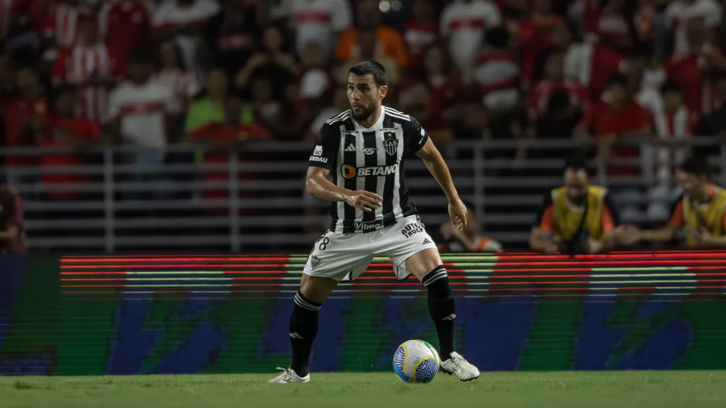 Gustavo Scarpa detona primeiros minutos do Atlético-MG contra CRB: ‘Inaceitável’