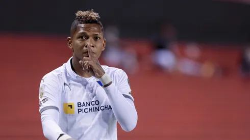 Billy Arce em ação pela LDU Quito. Foto: Franklin Jacome/Getty Images