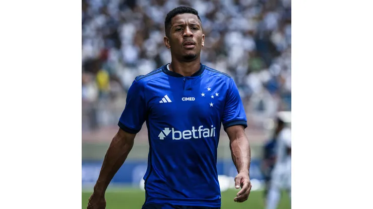 Decisão sobre futuro de Matheus Davó é revelada: Cruzeiro anuncia acordo com América-MG