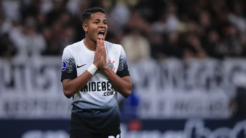 Corinthians recebe nova proposta por Wesley