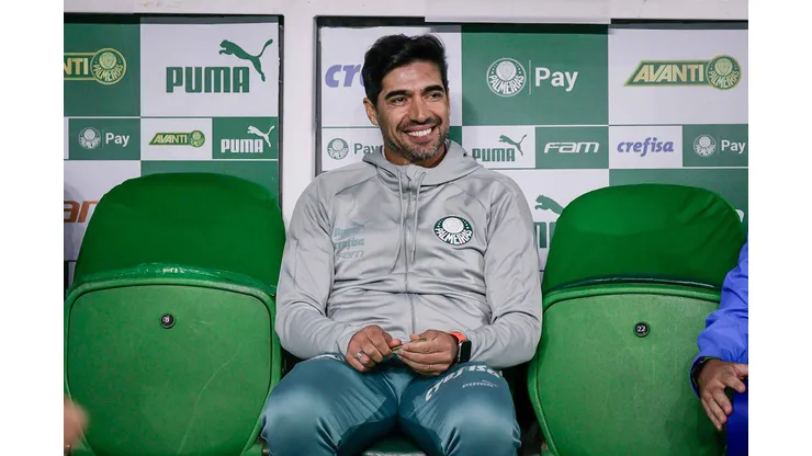 Abel Ferreira vai jogar fechado em Flamengo x Palmeiras