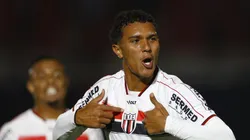 Joao Costa jogador do Botafogo-SP comemora seu gol durante partida contra o Brusque pelo campeonato Brasileiro B 2024. Foto: Thiago Calil/AGIF