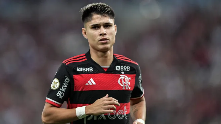 Luiz Araujo jogador do Flamengo durante partida contra o Fortaleza no estadio Maracana pelo campeonato Brasileiro A 2024.