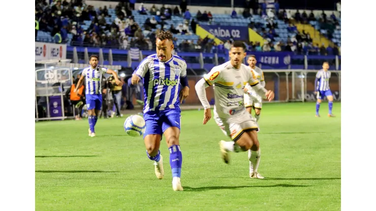 Avaí e Botafogo-SP entram em campo pela 18ª rodada da Série B.