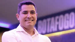 Pedro Martins é apresentado no Botafogo