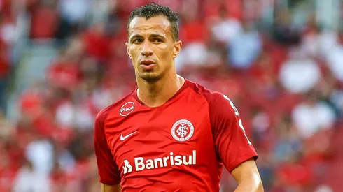 Leandro Damião quer volta ao Beira-Rio e Alessandro Barcellos também pensa a favor da contratação