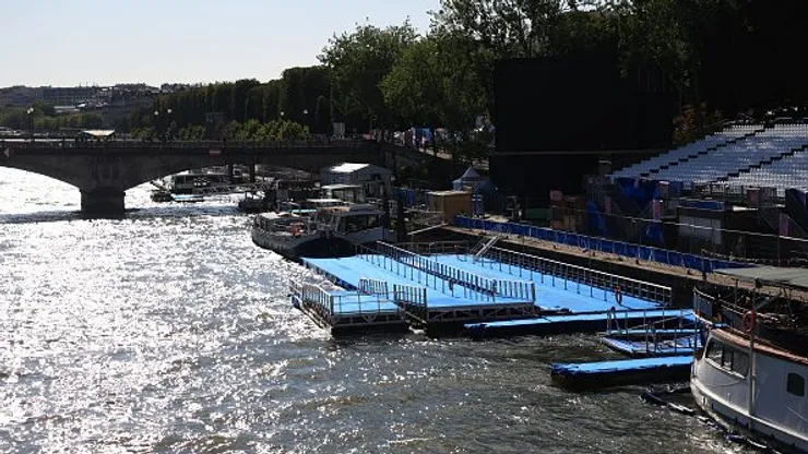 rio Sena, palco das competições de triatlo e maratona aquática em Paris 2024