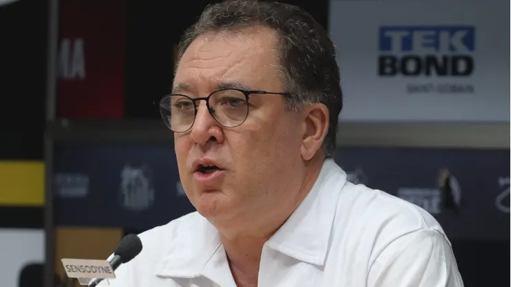 Marcelo Teixeira, presidente do Santos, em entrevista coletiva na Vila Belmiro, no dia 08/01/2024.