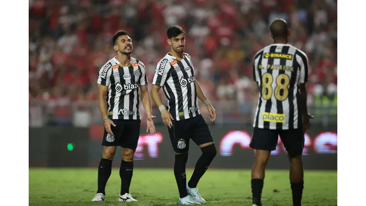 BRASILEIRO B 2024, CRB X SANTOS - Lance durante a partida entre CRB e Santos no Estadio Rei Pele em Maceio (AL)