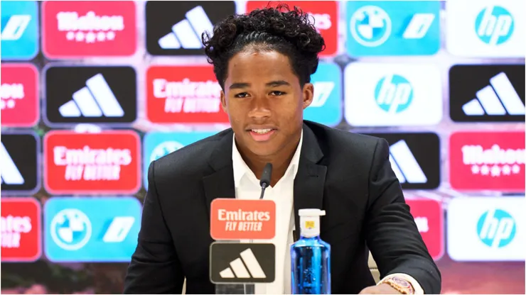Foto: Angel Martinez/Getty Images - Endrick em apresentação no Real Madrid