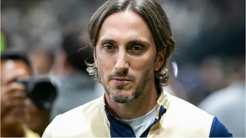 Foto: Fernando Moreno/AGIF – Zubeldía durante partida do São Paulo