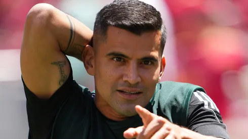 Tomás Rincón mantém objetivo de ficar no Santos para voltar à elite em 2025