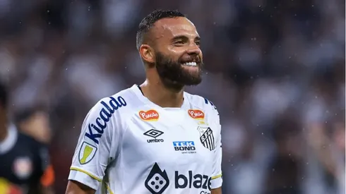 Foto: Marcello Zambrana/AGIF - Guilherme, atacante do Santos