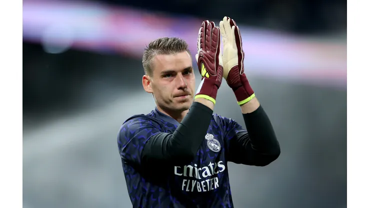 Andriy Lunin do Real Madrid, pode pintar no Chelsea. (Foto de Florencia Tan Jun/Getty Images) (Photo by Florencia Tan Jun/Getty Images)