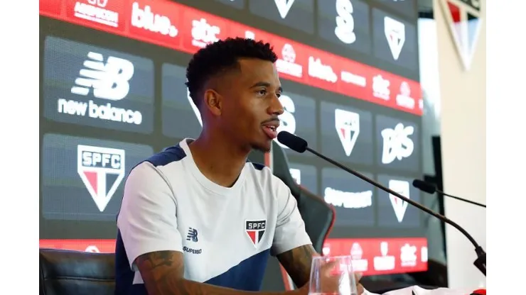 Marcos Antônio deu sua primeira entrevista como jogador do Tricolor