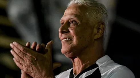 Thiago Ribeiro/AGIF - R. Dinamite, ídolo do Vasco.