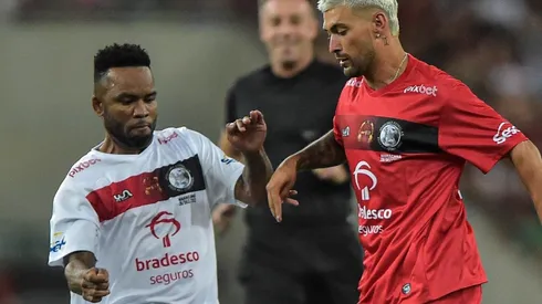 - Carlos Alberto e Arrascaeta