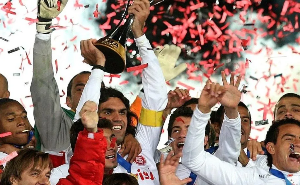 Para deixar saudades! A trajetória do ídolo Fernandão no Internacional foi marcante. Foto: Foto: Koichi Kamoshida/Getty Image/