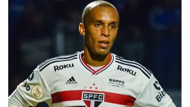 R.Pierre/AGIF - Miranda no SPFC.