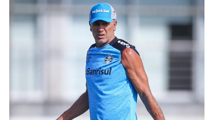 Foto: Lucas Uebel/Grêmio/Divulgação - Elenco de Renato Portaluppi segue passando por mudanças