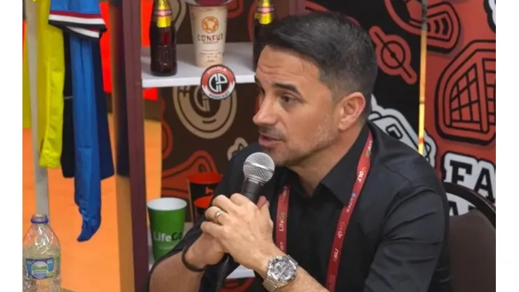 Rodrigo Caetano expõe situação delicada no Galo e faz promessa