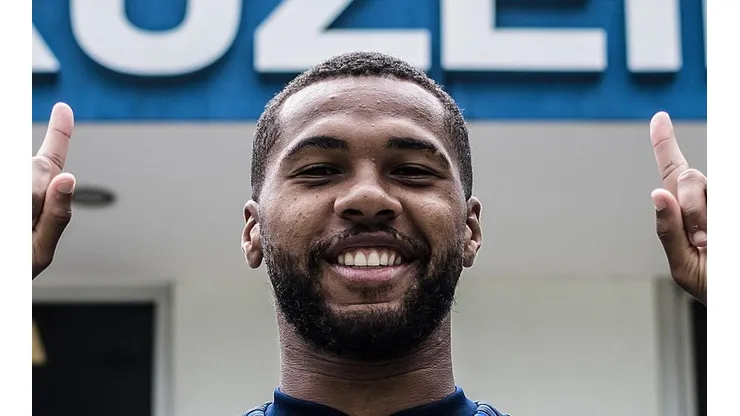 Foto: Gustavo Aleixo/Cruzeiro - Wesley protagoniza lançamento do Cruzeiro