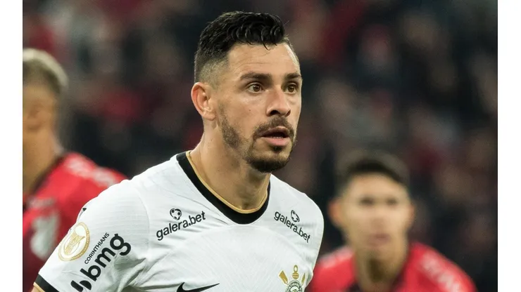 Foto: Robson Mafra/AGIF - Feito de Giuliano foi divulgado nesta semana